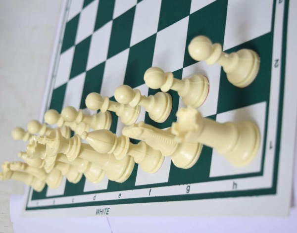 8cross8 Standard Tournament Chess Set